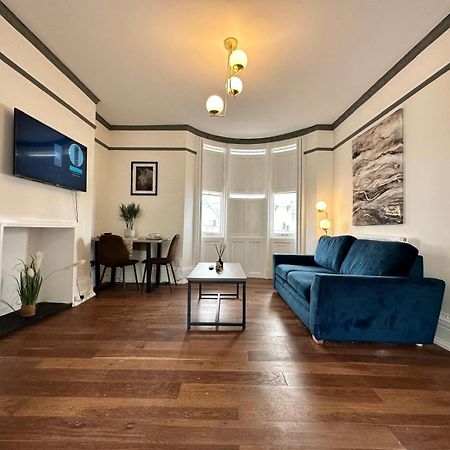 Comfortable 1-Bedroom Flat With Garden Hove Buitenkant foto